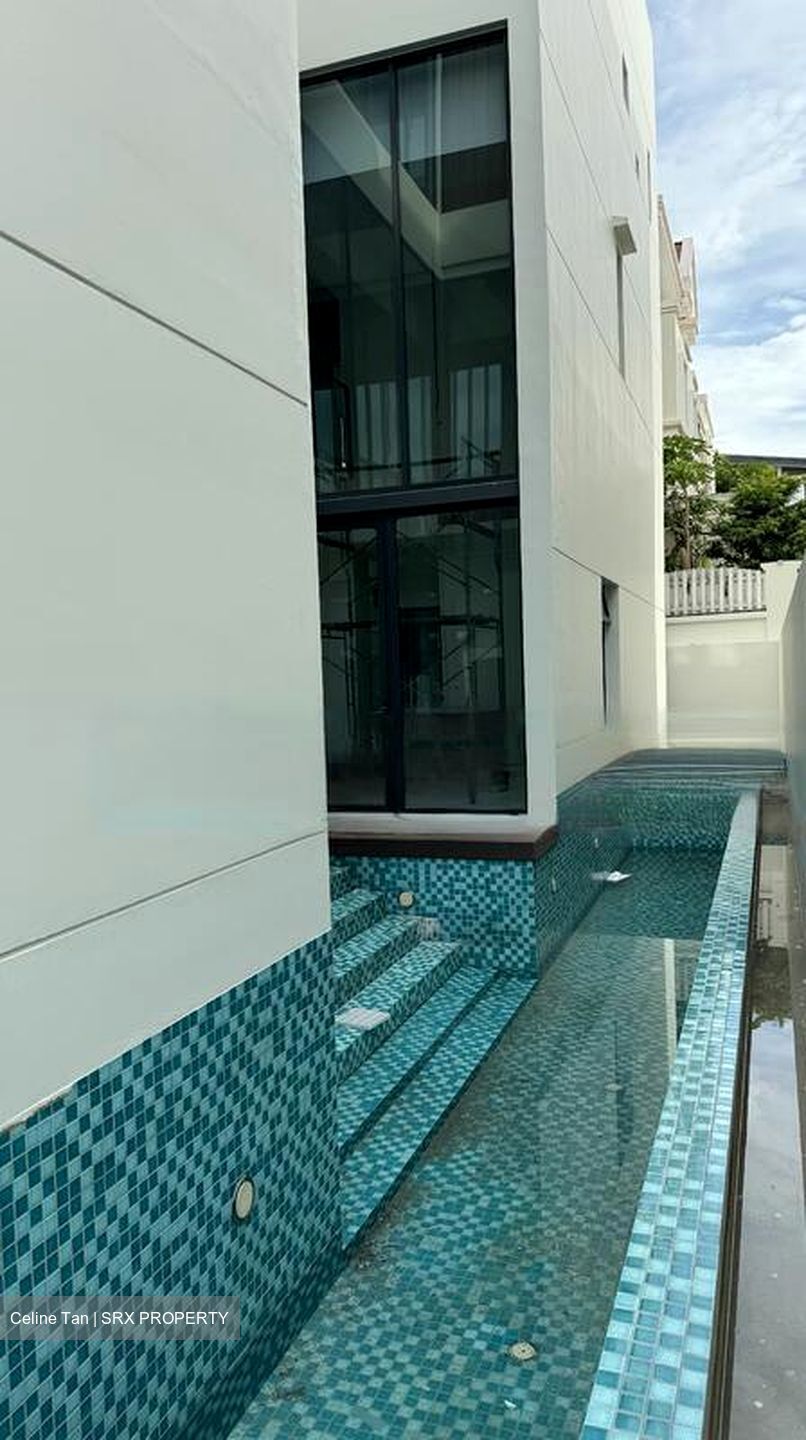 Bedok Avenue (D16), Semi-Detached #489047171